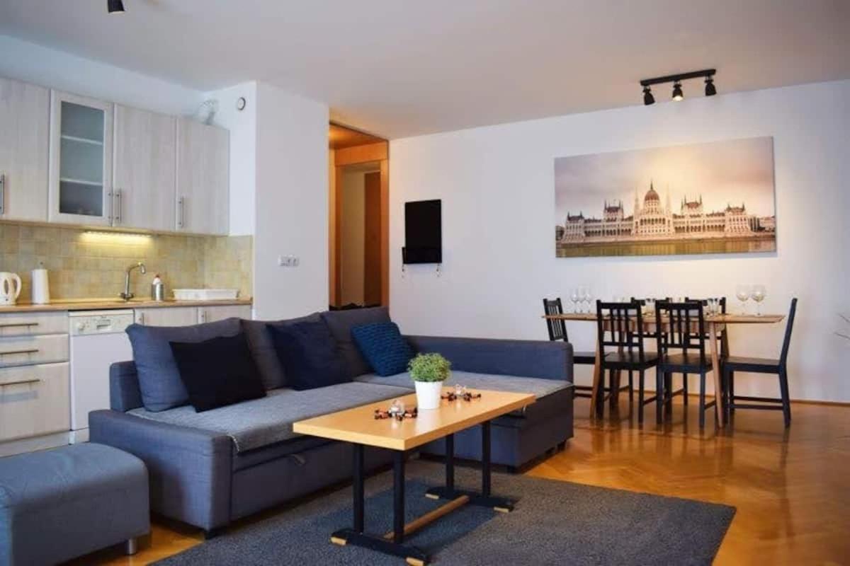 Cosy Apartment In Budapest Downtown With Free Garage Parking Екстер'єр фото